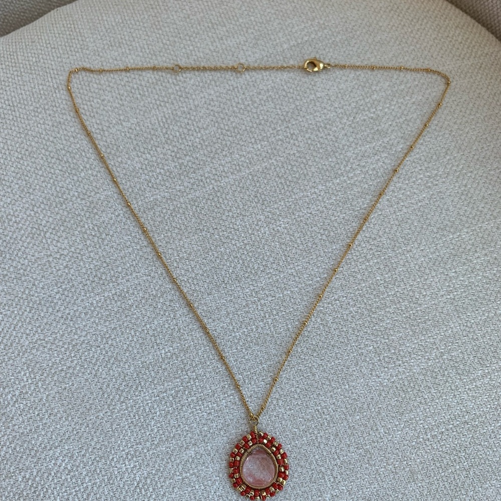 Handcrafted pendant necklace - Picture 3 of 4